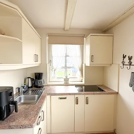 Haus Inselfriede Duenenhus 6 *